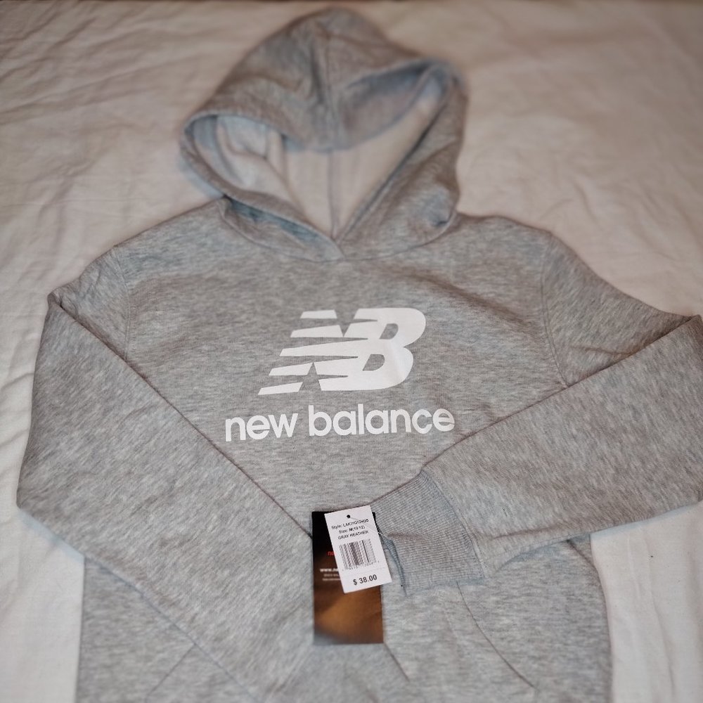New Balance Essentials Hoodie - Sz: M 10/12